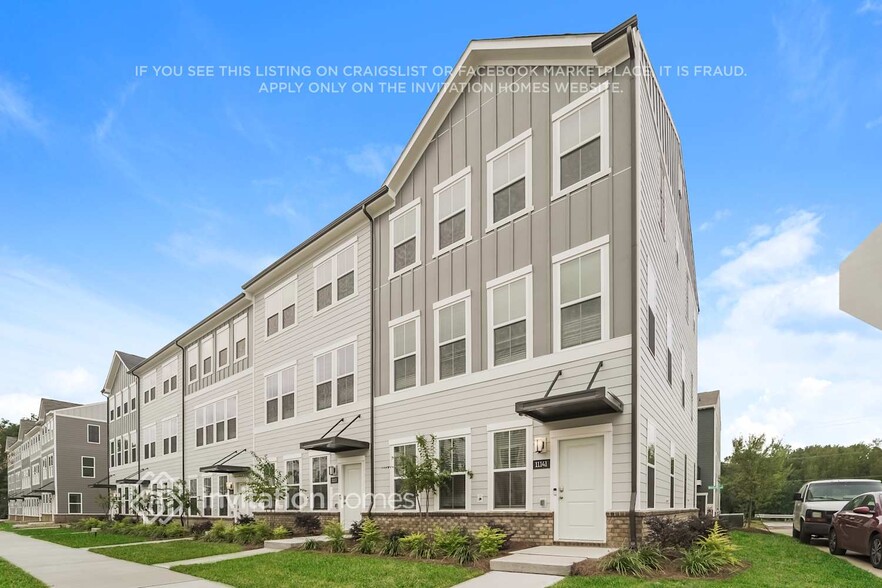 Building Photo - 11141 Tournament Dr