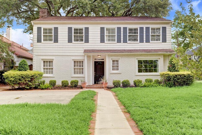 Primary Photo - 2607 Avalon Pl