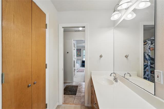 Building Photo - 951 Smirl Dr