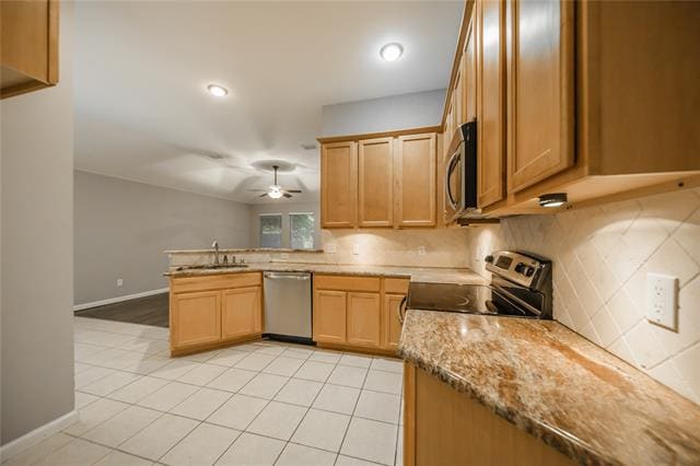 Building Photo - 8409 Luzerne Dr