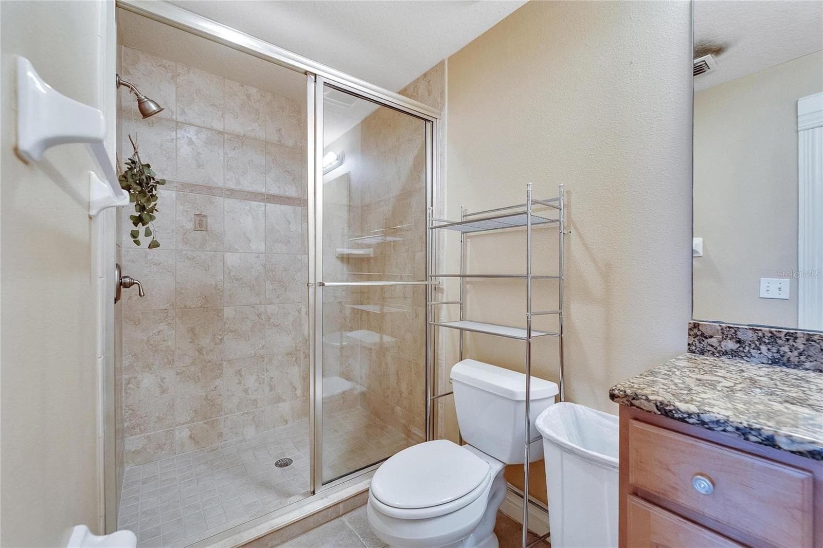 Building Photo - 2656 Wyndsor Oaks Way