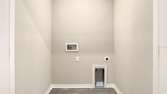 Building Photo - 5513 Wahoo Ct