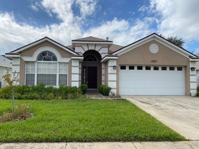 Building Photo - Lakefront 3-Bedroom Pool Home in Gated Com...