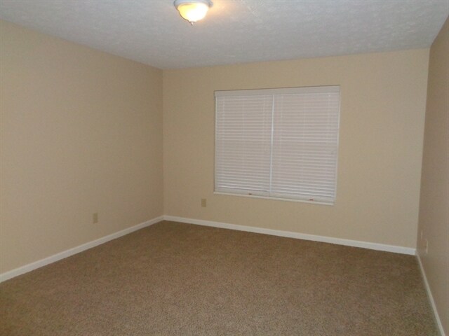 Building Photo - 970 Foxtail Dr