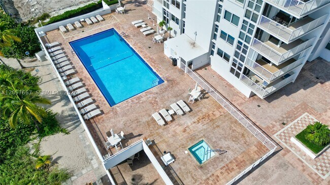 Building Photo - 1370 S Ocean Blvd