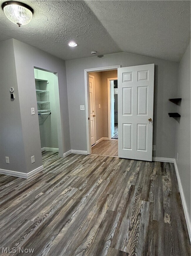 Building Photo - 13187 Yager Dr