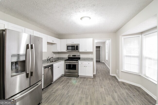 Building Photo - 145 Cardell Farms Rd