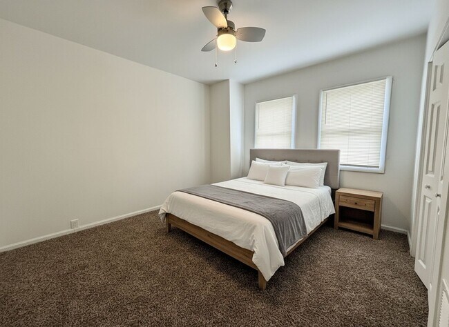 Building Photo - Spacious 3BR Home in Point Breeze Near Parks & Broad Street