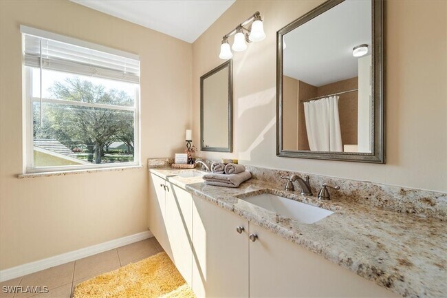 Building Photo - 12341 Eagle Pointe Cir