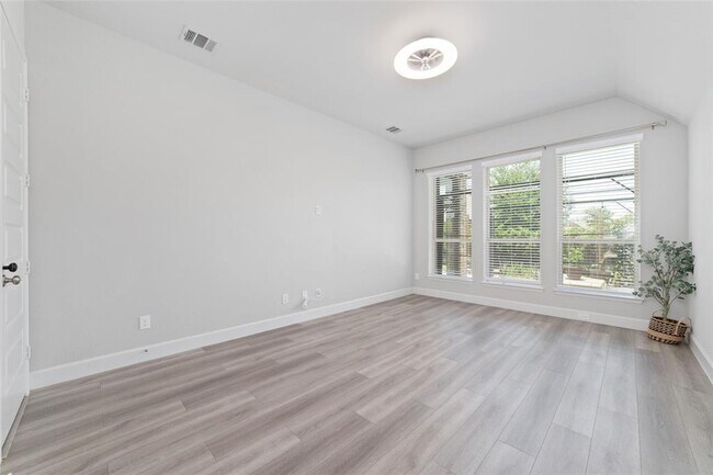 Building Photo - 18402 Ingliston ln