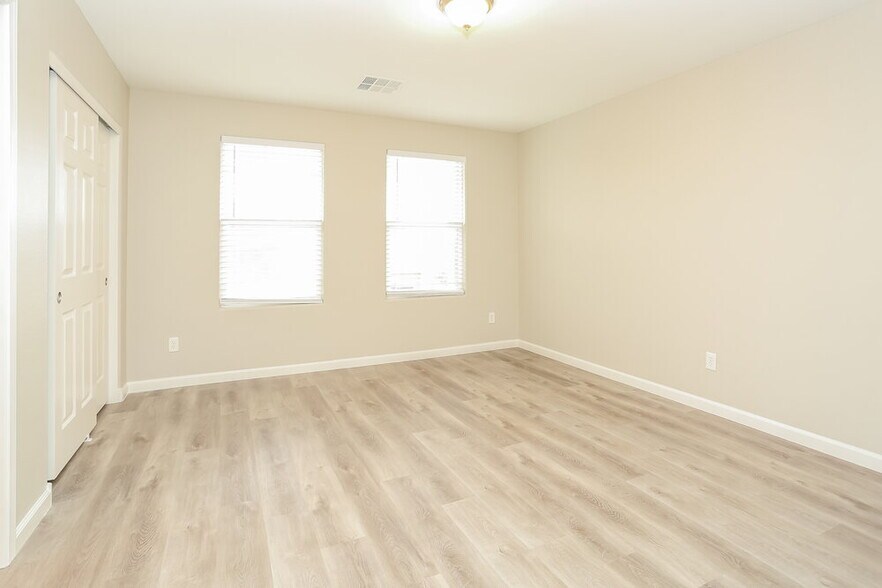 Building Photo - 6809 Armistead St