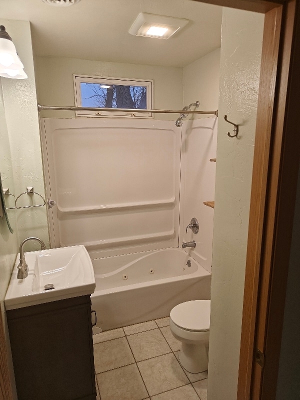 Building Photo - 1378 Thrush St