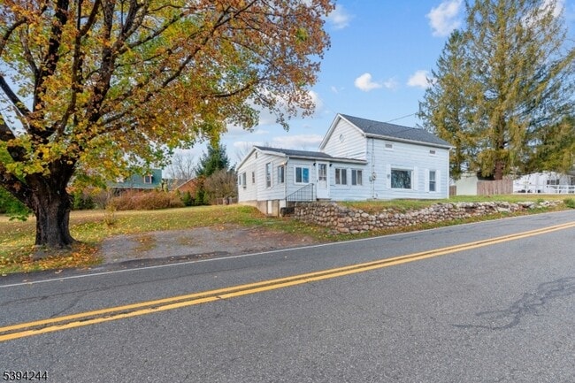 Building Photo - 111 Co Rd 645