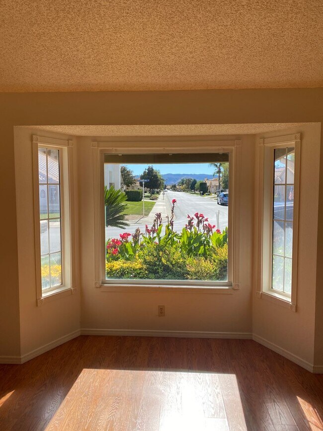 Building Photo - Beautiful Sun Lakes Country Club Home – 55+ Gated Community