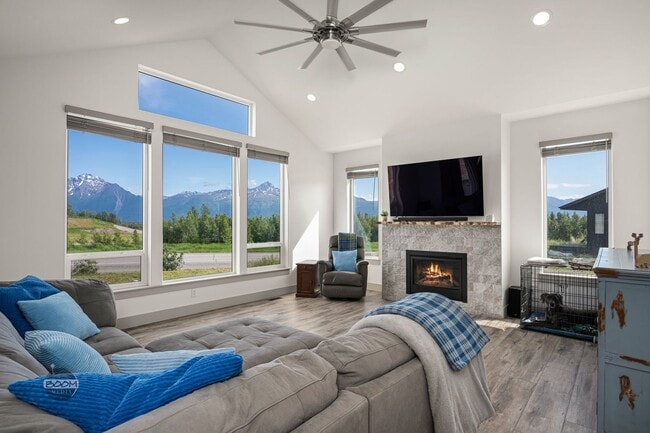 Building Photo - Premium 4BR Rental in The Ranch | Stunning Mountain Views | Easy Community Location | Automatic G...