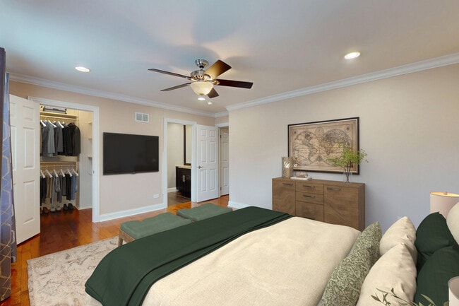 Building Photo - 1327 Larchmont Dr