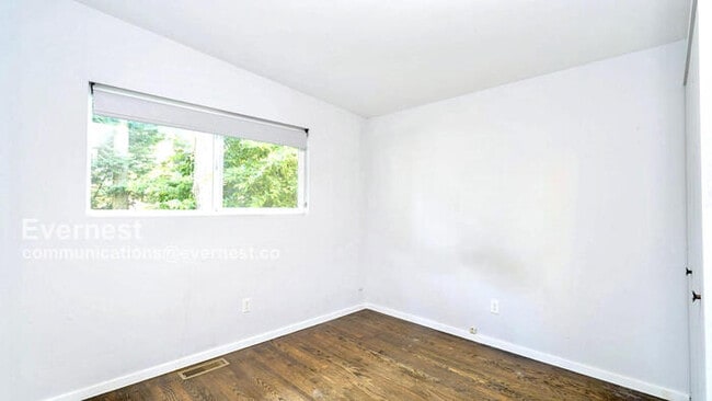Building Photo - 13787 NE 77th Pl