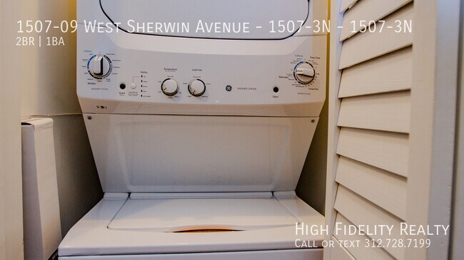 Building Photo - 1507 W Sherwin Ave