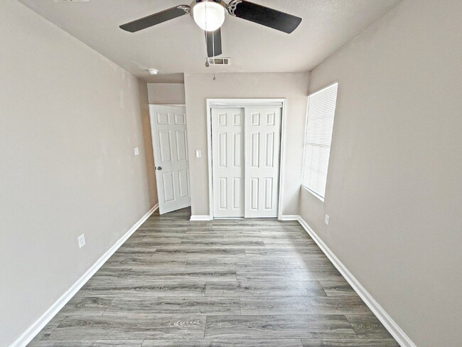 Building Photo - 232 Cornell Ave