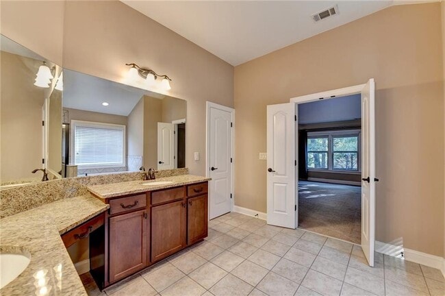 Building Photo - 3709 Union Park Dr