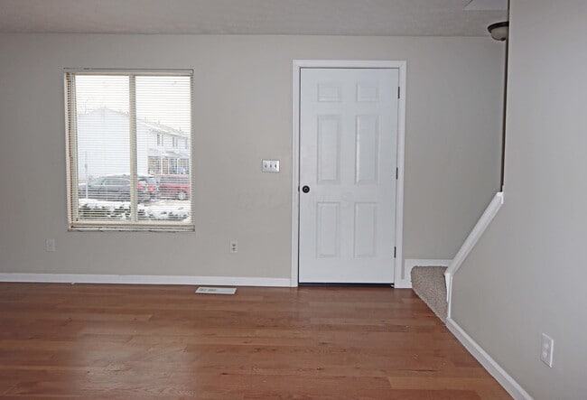 Building Photo - 5740 Vestry Ct