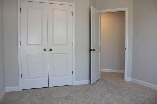 Building Photo - 3851 Well Fleet Dr