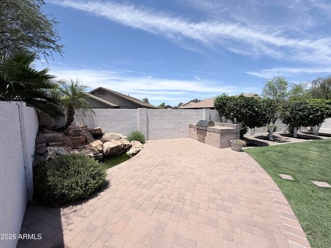Building Photo - 7310 E Mallory Cir
