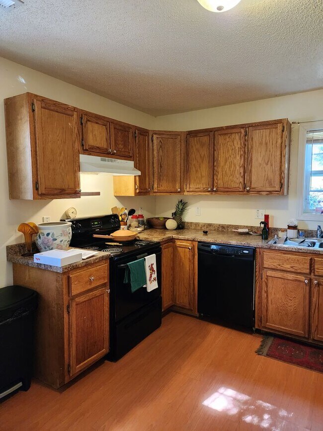 Building Photo - Arden Rental