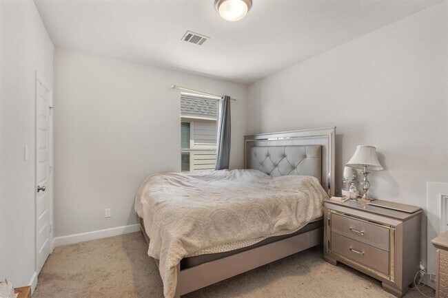 Building Photo - 5107 Albany Shores Ln