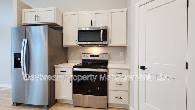 Building Photo - 6728 66th Ave S