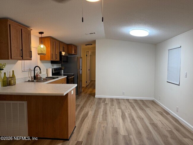 Building Photo - 11098 Joel St