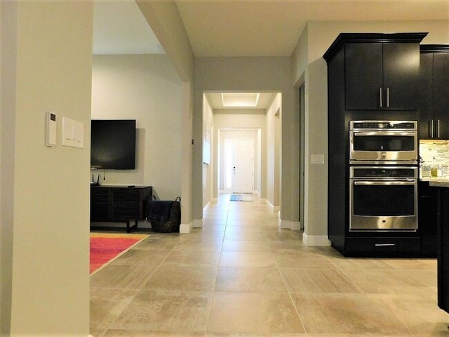 Building Photo - 15532 Sweet Orange Ave