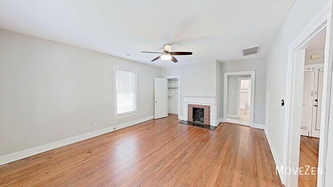 Building Photo - 604 N Blount St