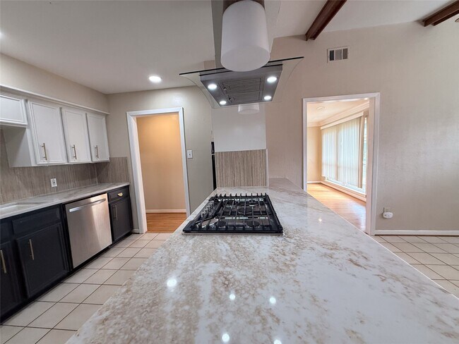 Building Photo - 9506 Carousel Ln