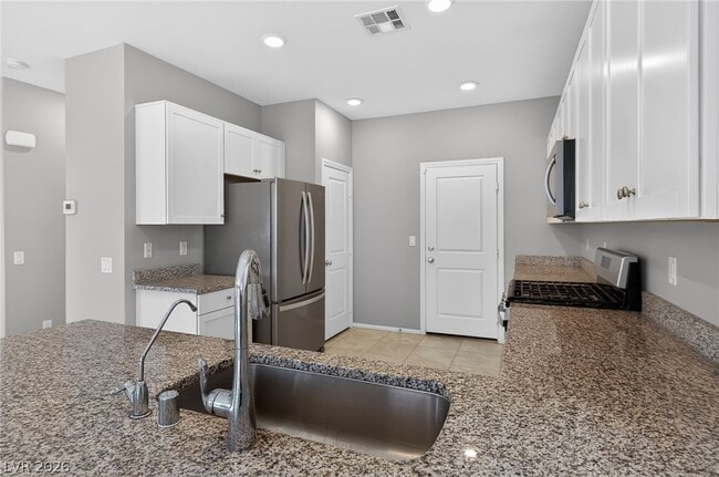 Building Photo - 7144 Anchor Terrace St