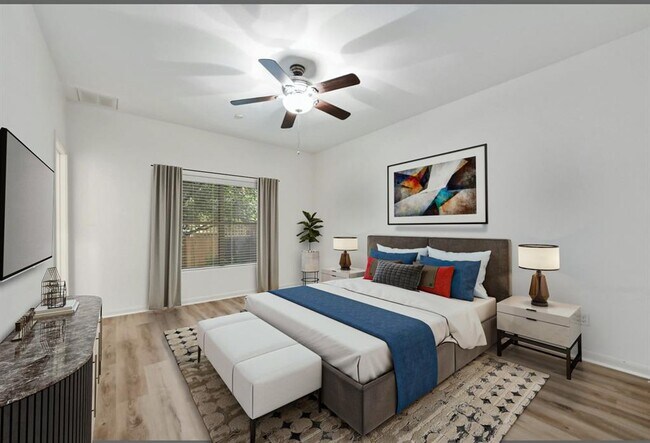Building Photo - 2408 Amur Dr