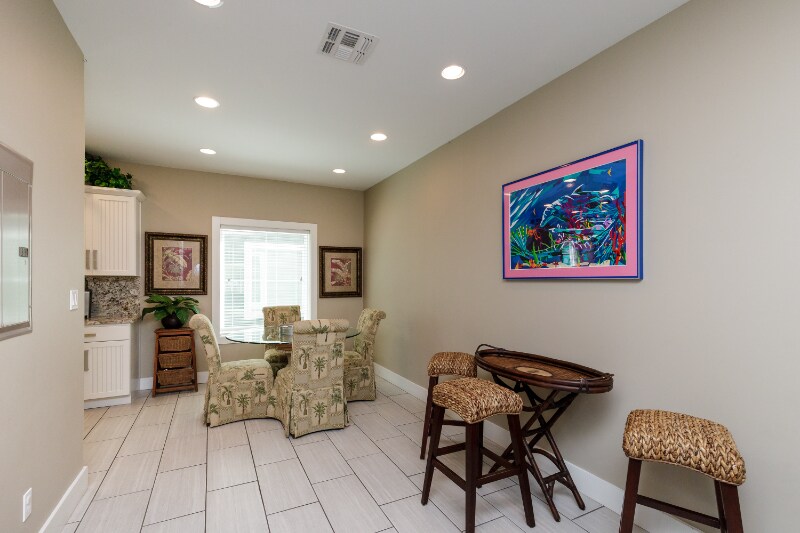 Building Photo - 14305 Kemps Way