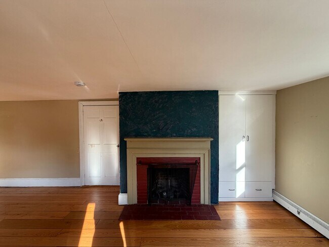 Building Photo - 1281 Boston Rd
