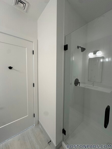 Building Photo - 199 Gardner St