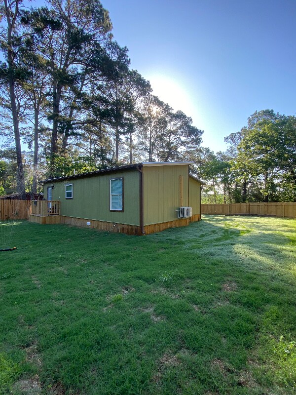 Building Photo - 344 TX-21