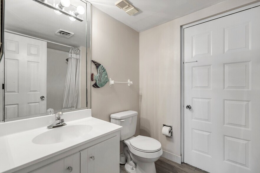 2nd Master Bathroom - 901 S Atlantic Ave