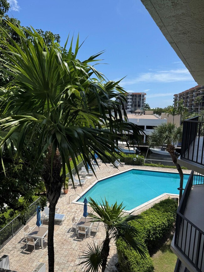 Building Photo - 799 Jeffery St