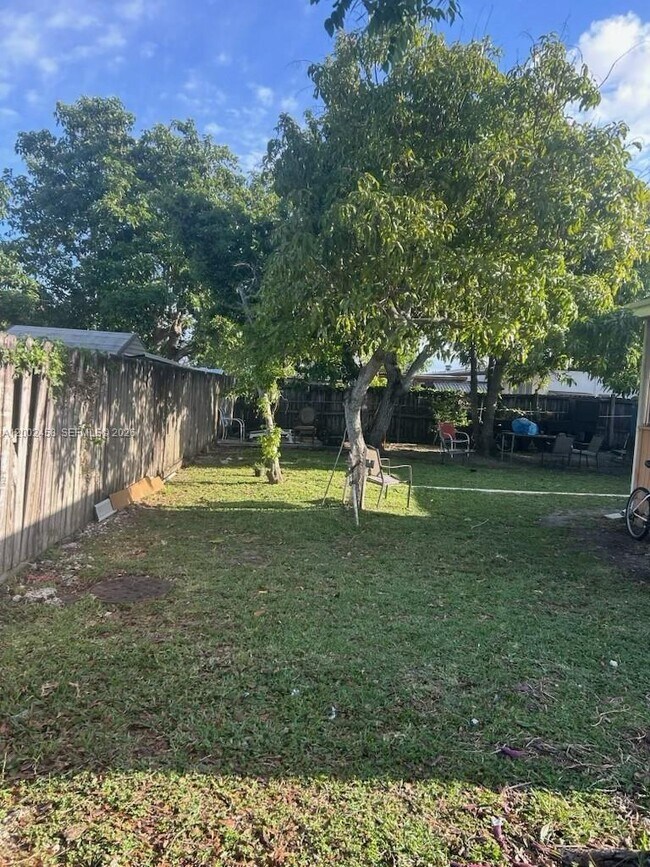 Building Photo - 19920 SW 118th Pl