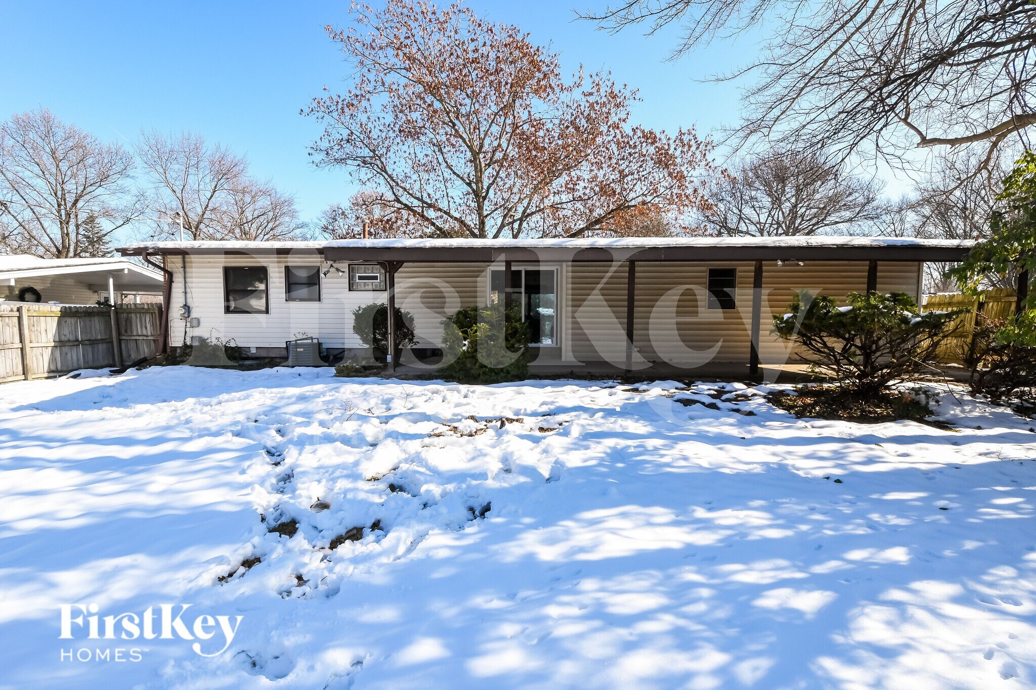 Building Photo - 255 Mohican Ln