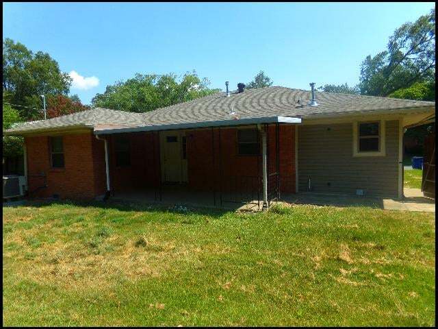 Building Photo - 305 W I Ave