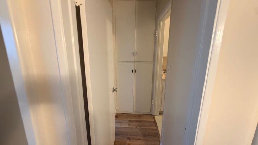 Building Photo - 1451 Redondo Ave