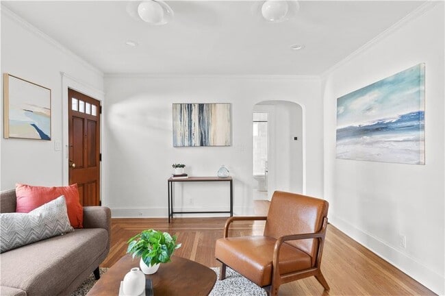 Building Photo - 845 Ormewood Terrace SE