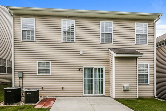 Building Photo - 934 Old Forester Ln