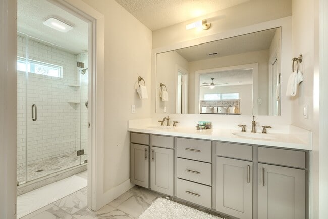 Building Photo - 1508 103rd St