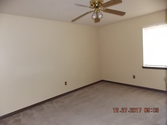Building Photo - 901 Rice Ct